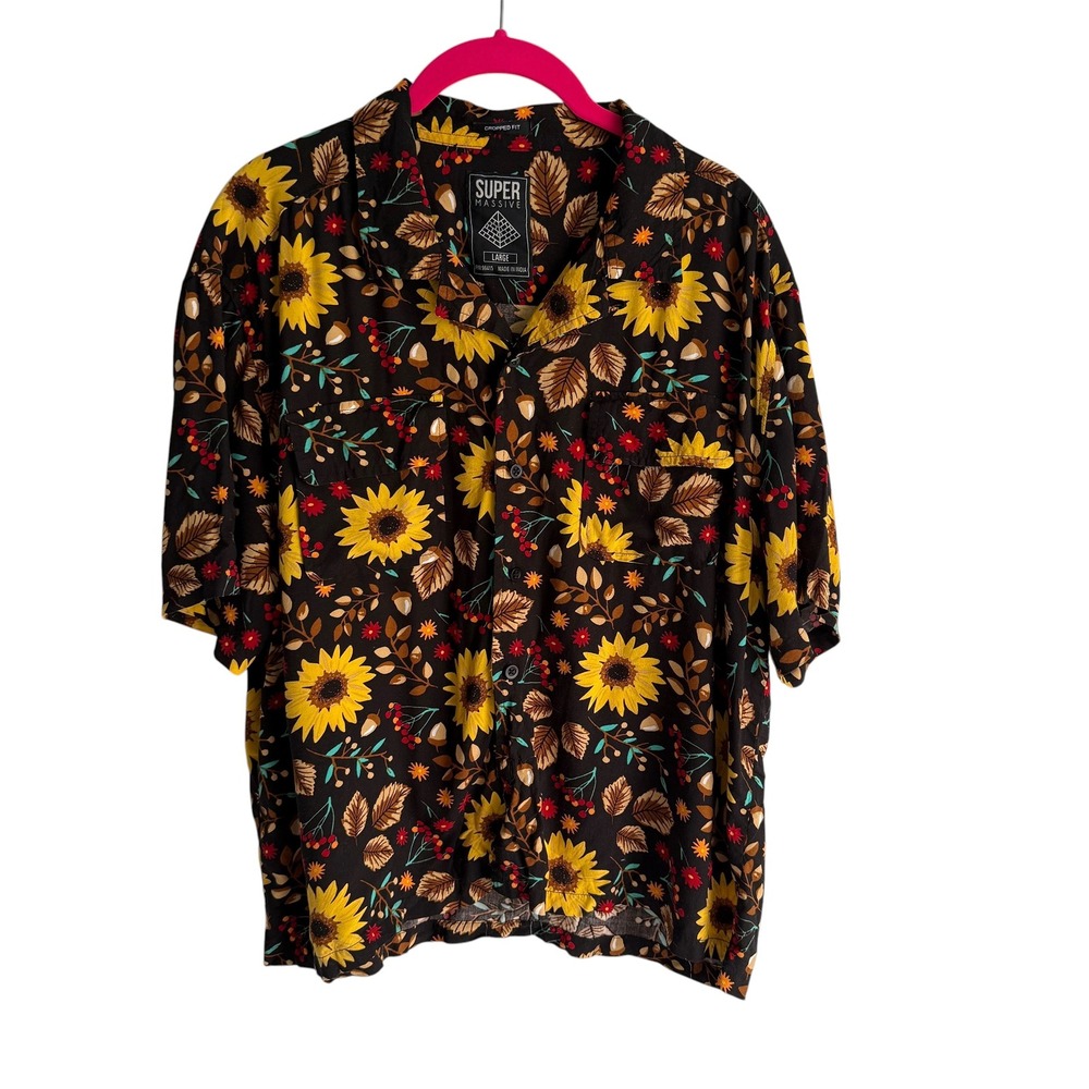SUPER MASSIVE Sunflower Harvest Crop Fit Button Up‎ Mens Cropped Resort Shirt, L